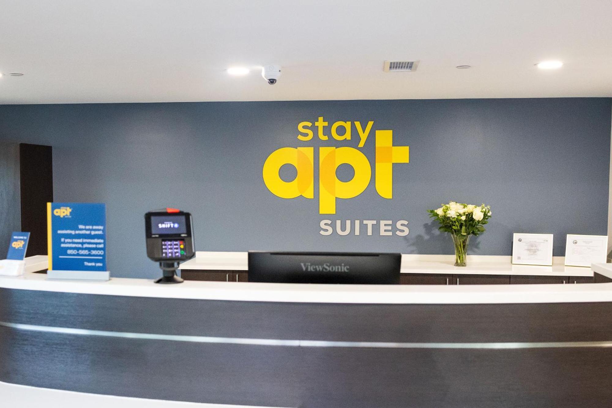 Stayapt Suites San Antonio-Randolph Live Oak 외부 사진